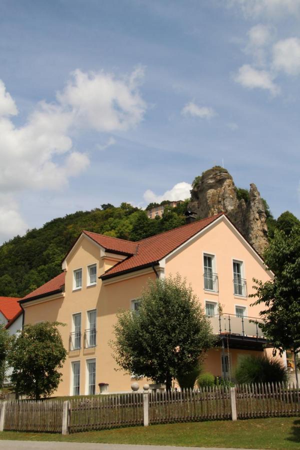 Pension & Ferienwohnung Breitmoser Angelika Riedenburg Exterior photo